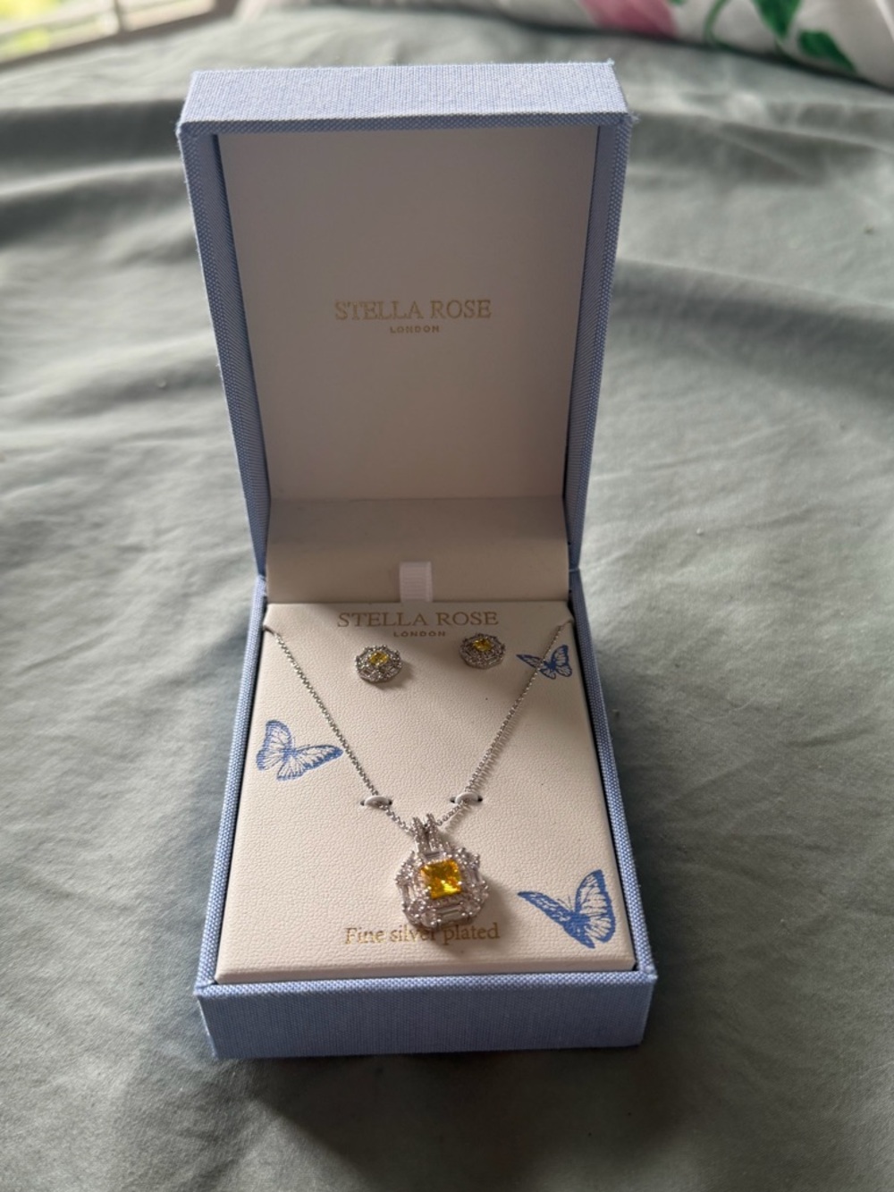 Stella Rose London Silver Necklace with Matching Earrings NWT